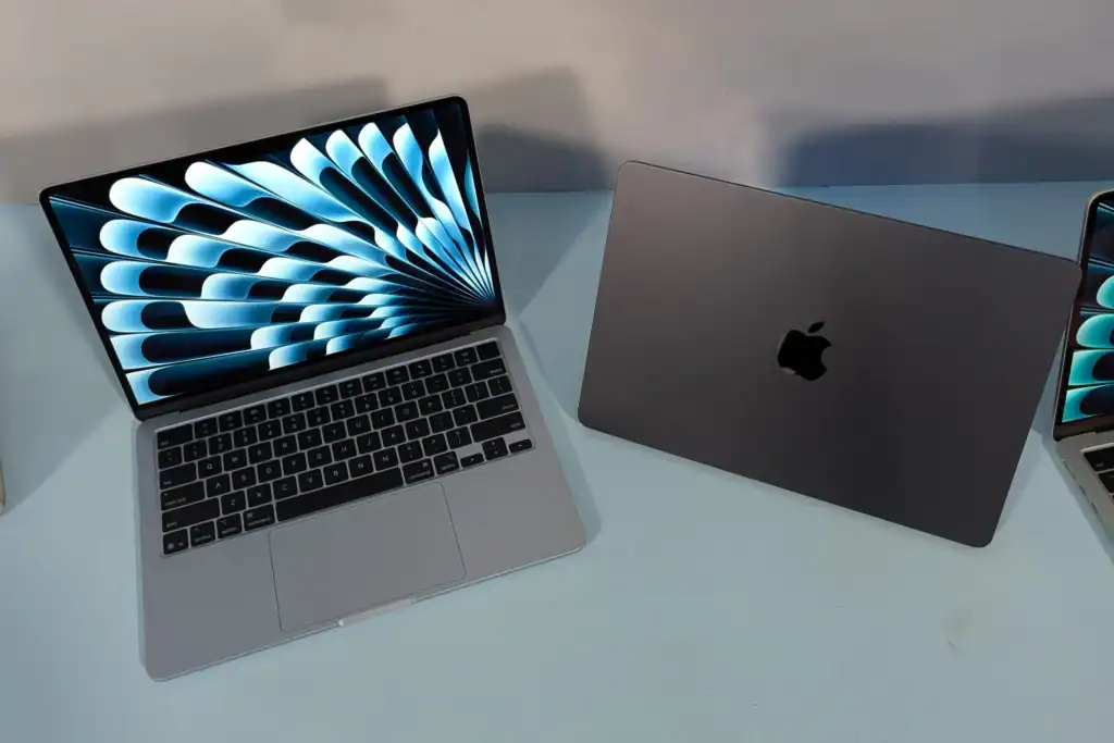 MacBook Air M4